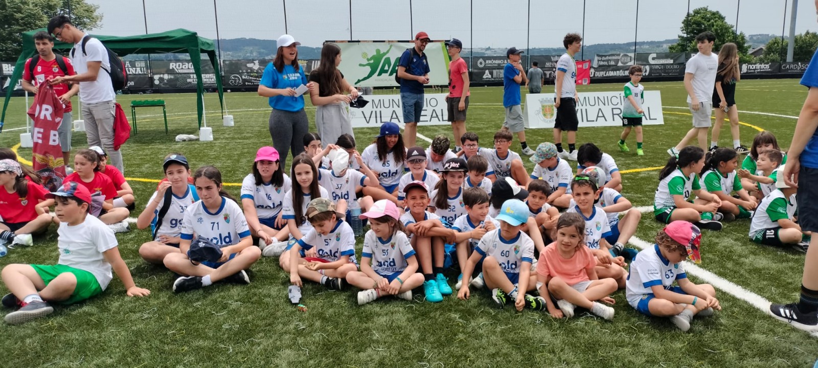 G.D. Bairro Latino celebra o Dia da Criança no Festand AAVR.